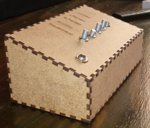 Caja cortada con láser en MDF de 3mm