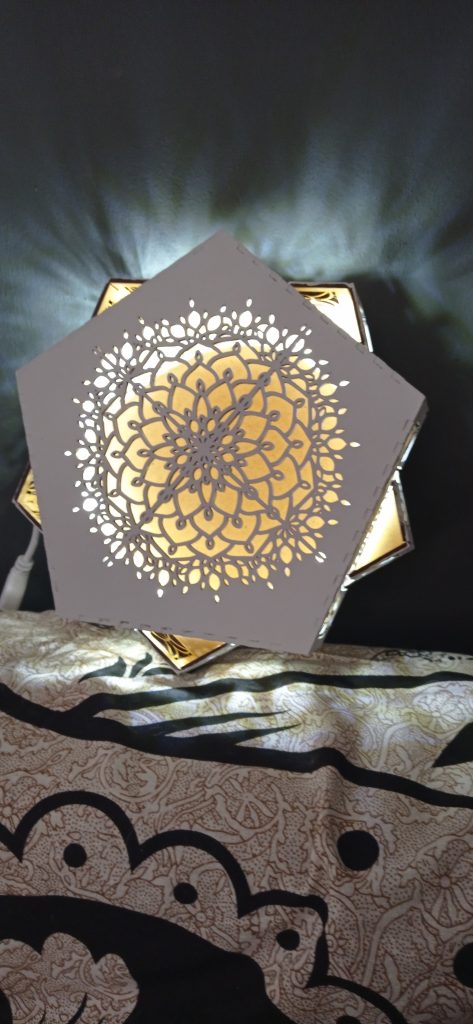 caja con led decorativa