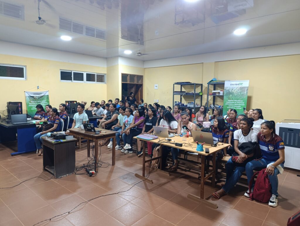 Reforzando relaciones con Bolivia gracias al Makerspace en San Ignacio de Velasco y la acción con varias ONGs e instituciones.